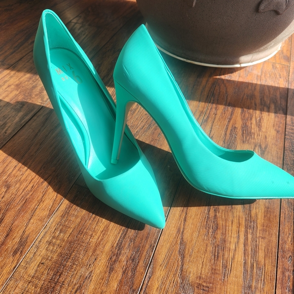 Mix 6 Shoes - Chic Mix 6 Green Stiletto Heels 9.5